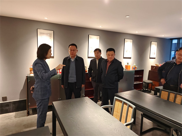 11月17日，洪董陪同汪凱書記一行赴杭州廬境西溪酒店考察調(diào)研1.jpg